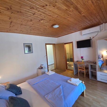 Apartman & Sobe Orhideja Smoljanac Dış mekan fotoğraf
