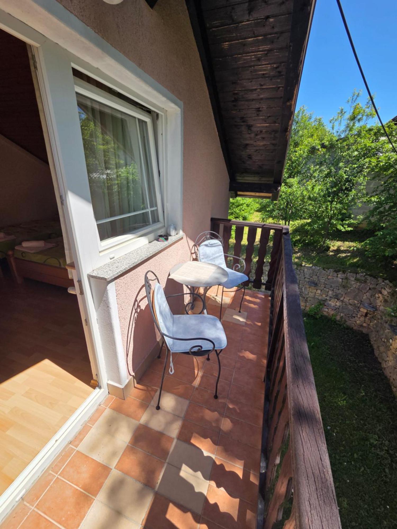 Apartman & Sobe Orhideja Smoljanac Dış mekan fotoğraf