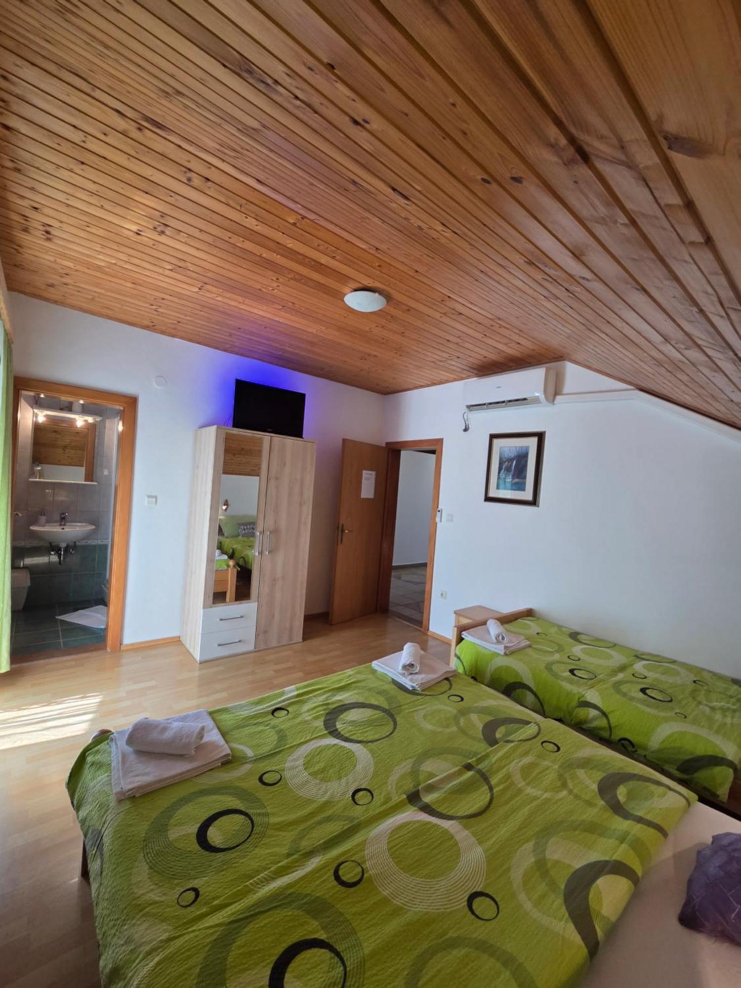 Apartman & Sobe Orhideja Smoljanac Dış mekan fotoğraf