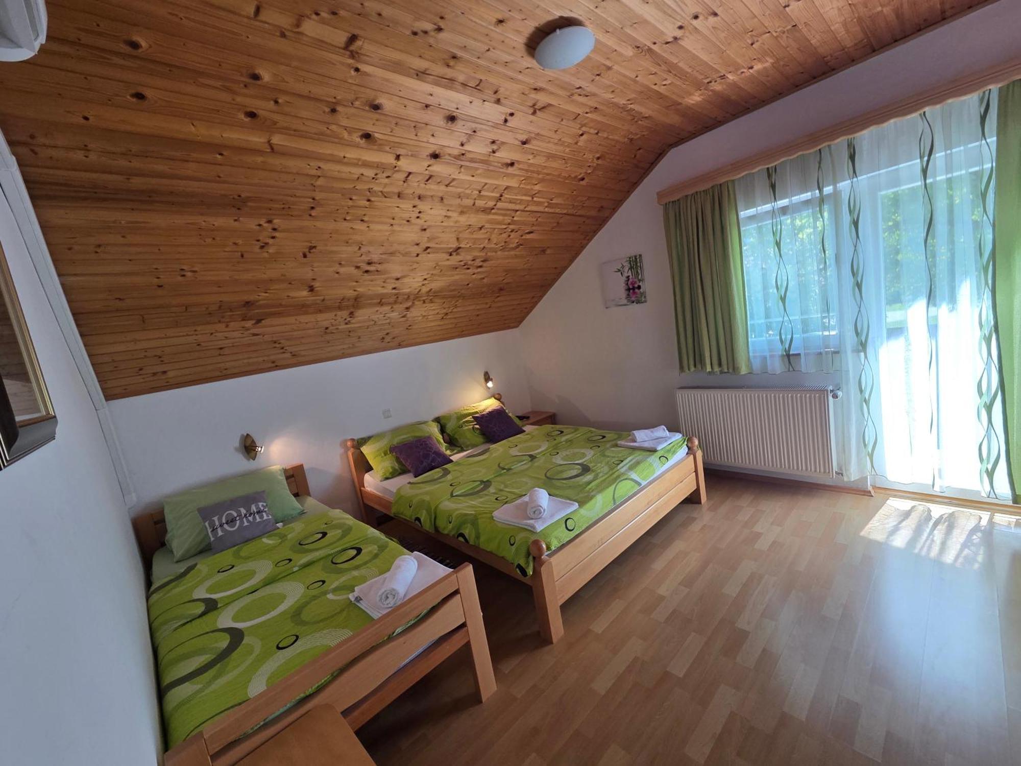 Apartman & Sobe Orhideja Smoljanac Dış mekan fotoğraf