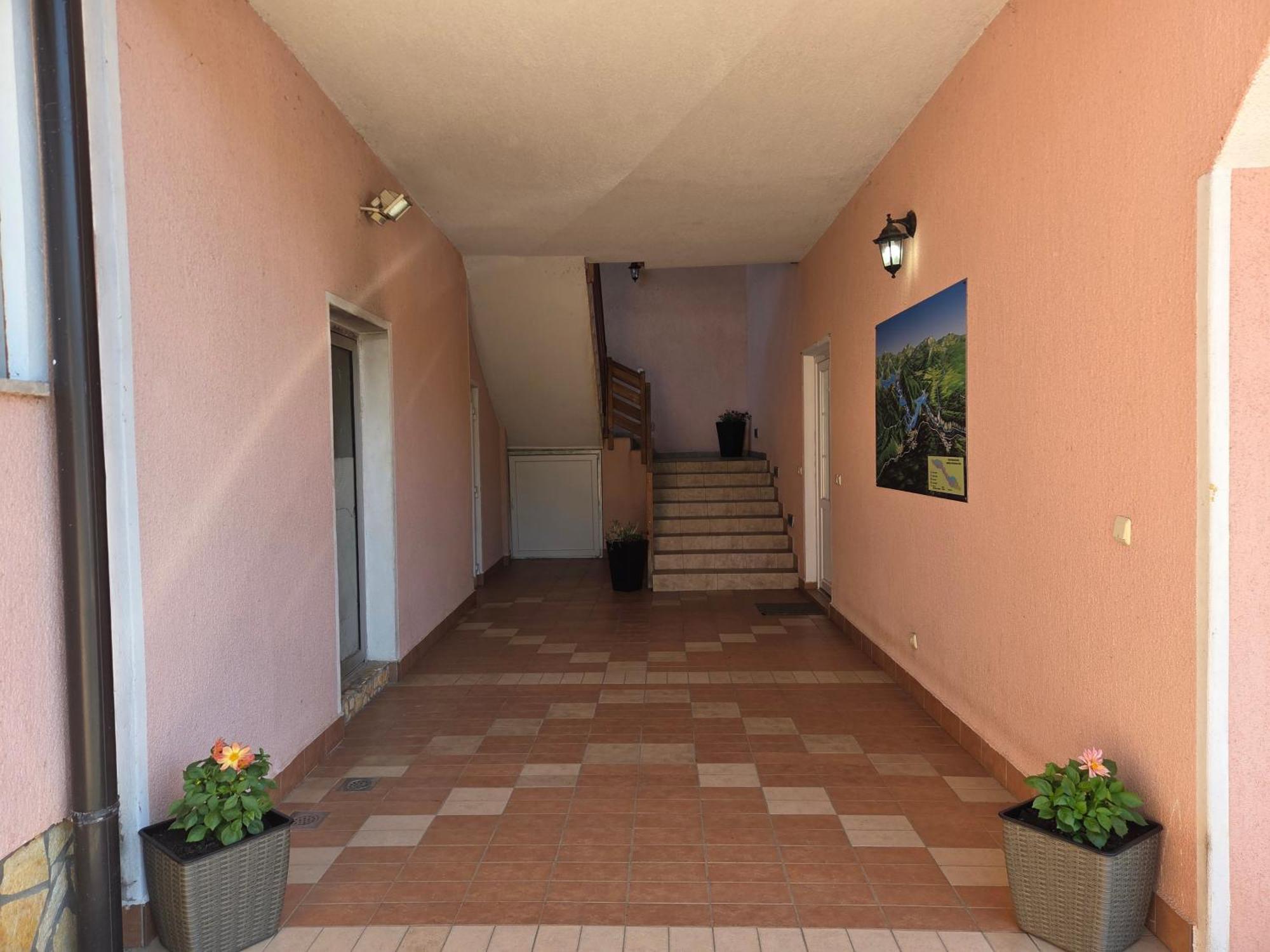 Apartman & Sobe Orhideja Smoljanac Dış mekan fotoğraf