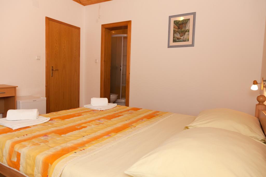 Apartman & Sobe Orhideja Smoljanac Dış mekan fotoğraf