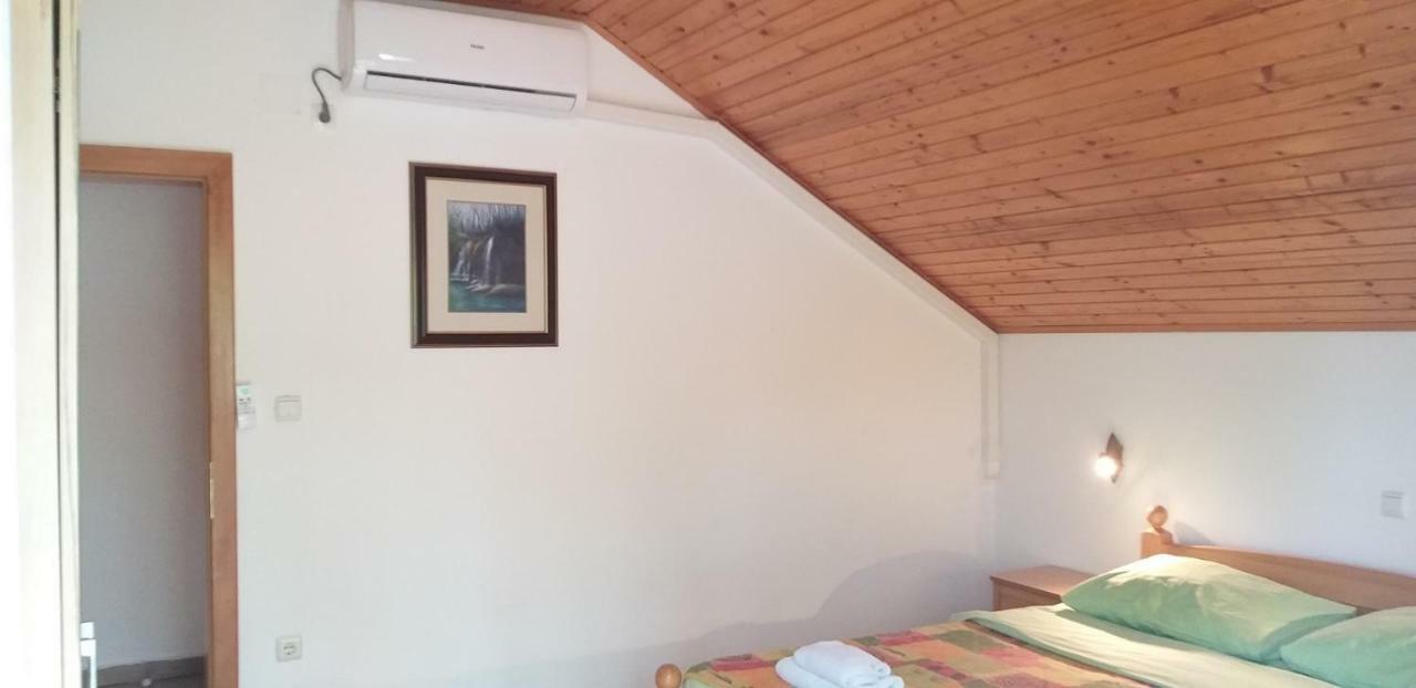 Apartman & Sobe Orhideja Smoljanac Dış mekan fotoğraf