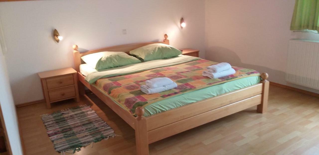 Apartman & Sobe Orhideja Smoljanac Dış mekan fotoğraf