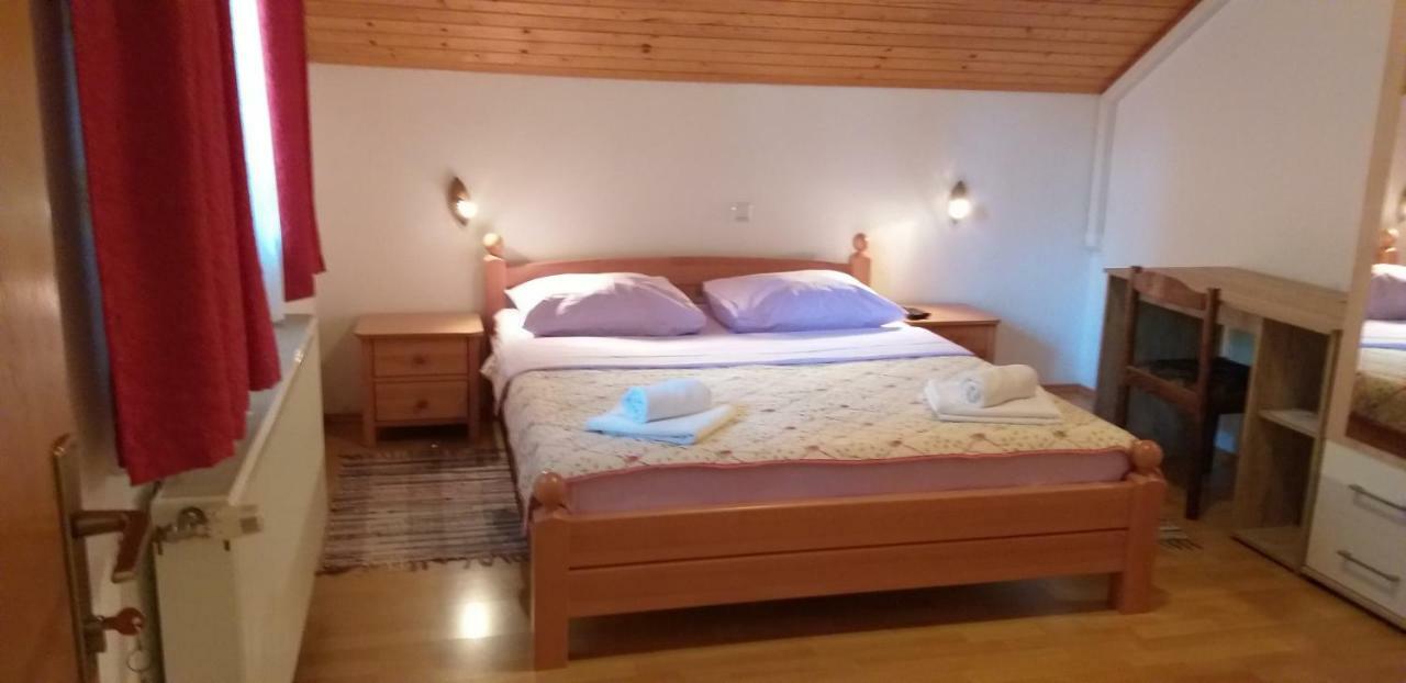 Apartman & Sobe Orhideja Smoljanac Dış mekan fotoğraf